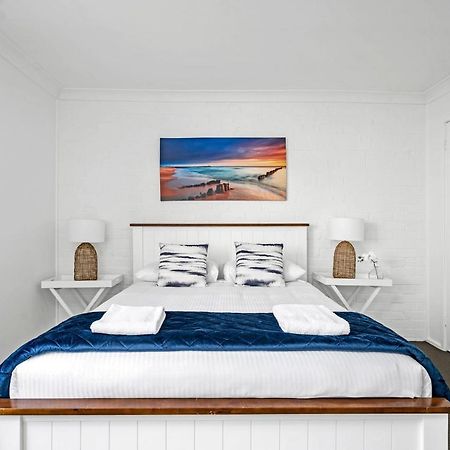 Husky 56 Beachfront Villa'S - Great Location On The Beach ฮัสกิสสัน ภายนอก รูปภาพ