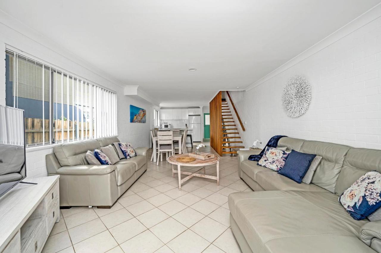 Husky 56 Beachfront Villa'S - Great Location On The Beach ฮัสกิสสัน ภายนอก รูปภาพ